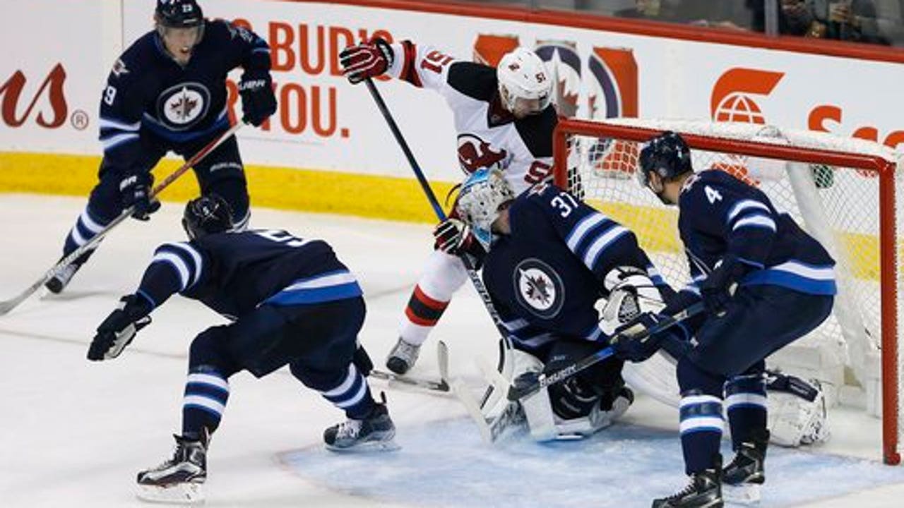 Scheifele, Laine each score No. 13 as Jets edge Devils 3-2